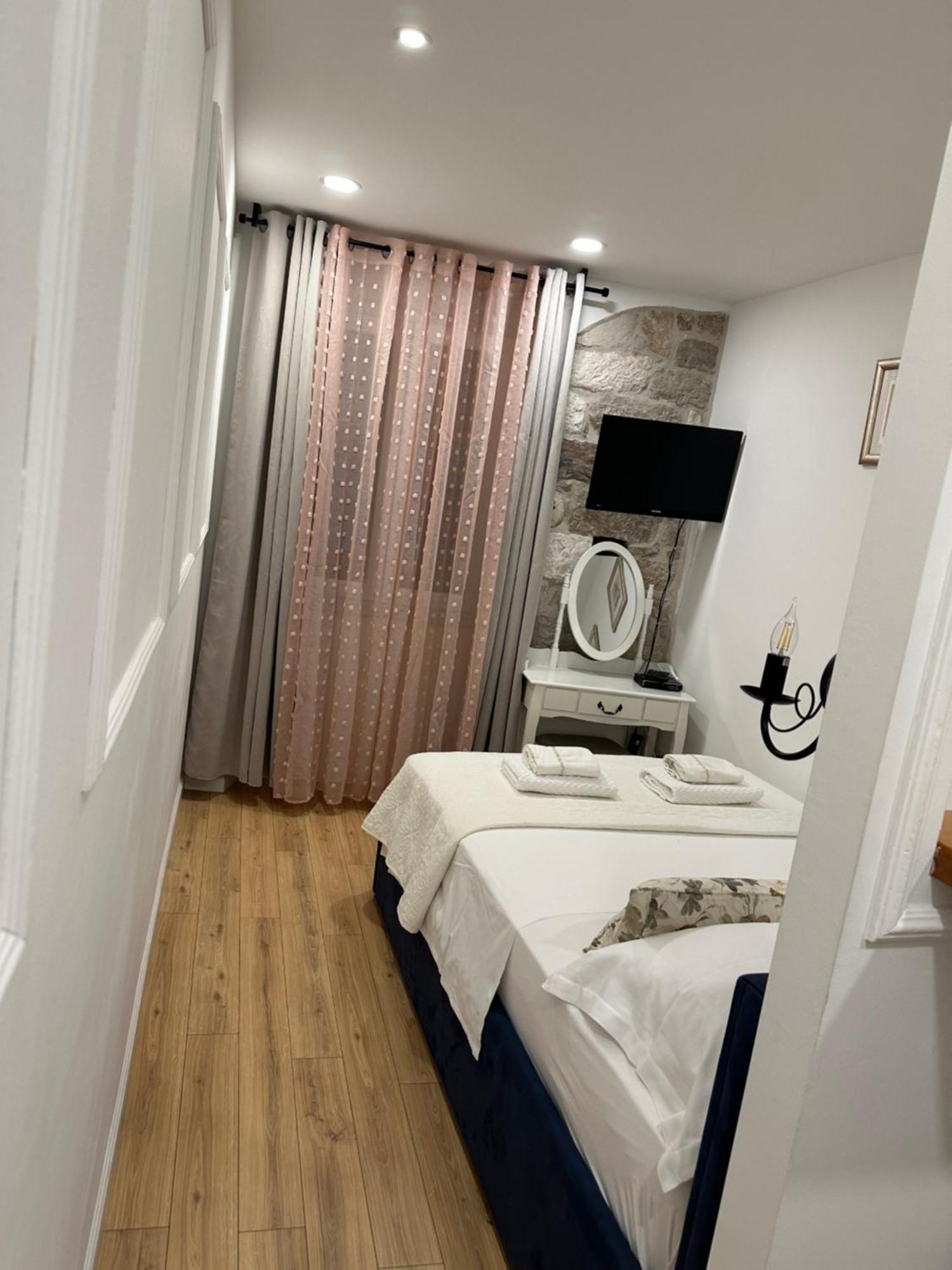 Split Old Town Suites 2 Eksteriør billede